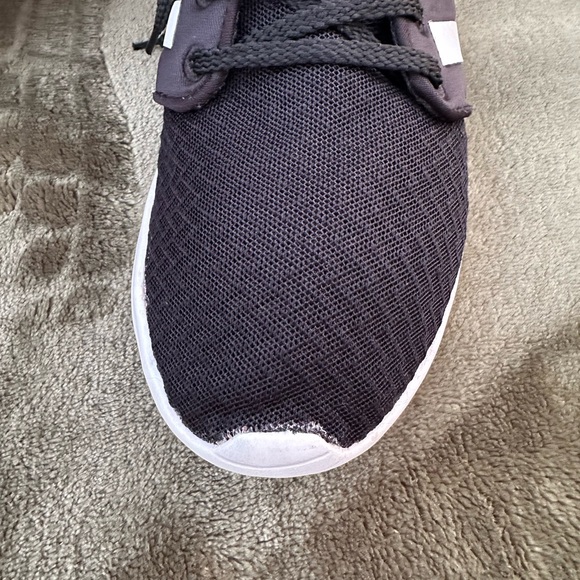 Women’s Adidas Shoes - Picture 3 of 7